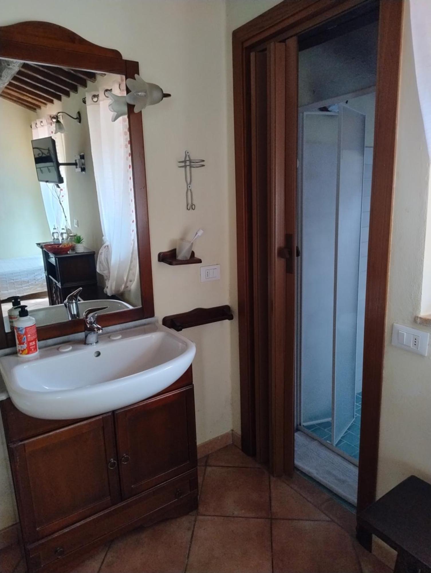 Bed and Breakfast La Strega Ubriaca Colle Val D'Elsa Esterno foto